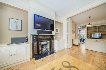 Elms Crescent, Clapham, SW4 - Photo 2