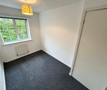 2 bedroom semi-detached house to rent - Photo 4