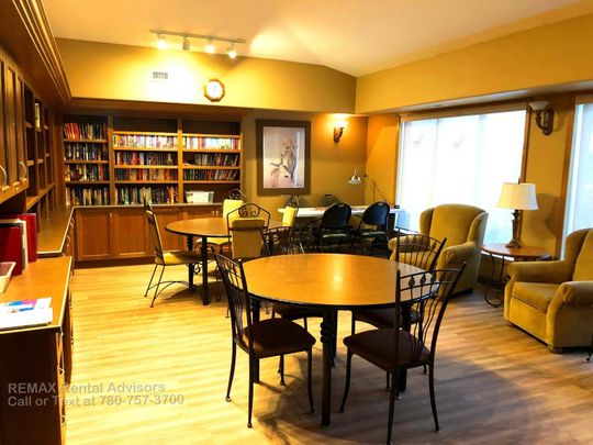 #109 8942 156 Street Northwest - Photo 1