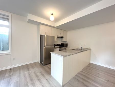 For Lease - 40 Halliford Place Unit# 501, Brampton, Ontario - Photo 4