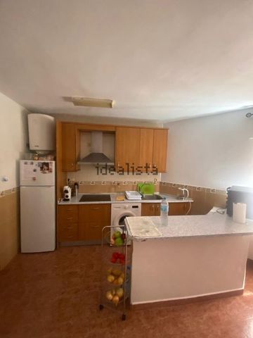 Alquiler de chalet adosado en Calle Alcazaba, 34 - Photo 3