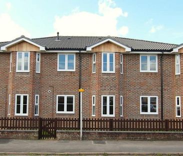 2 bedroom maisonette to rent - Photo 6