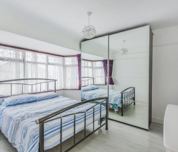 3 bedroom semi-detached house to rent - Photo 6