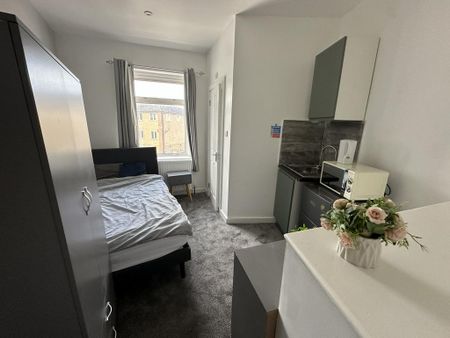 Studio to rent - Photo 4