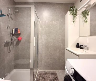 Recent appartement in Melsele met twee slaapkamers, groot terras en... - Photo 6