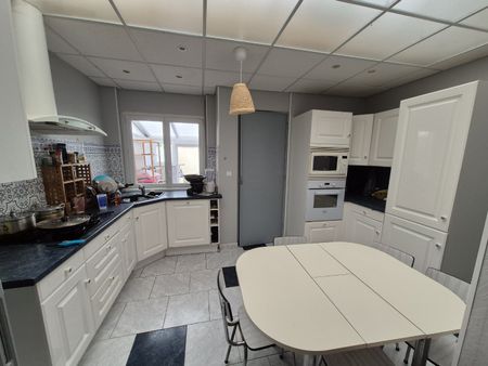 Location Appartement 1 pièce 11m² RONCHIN 59790 - Photo 2