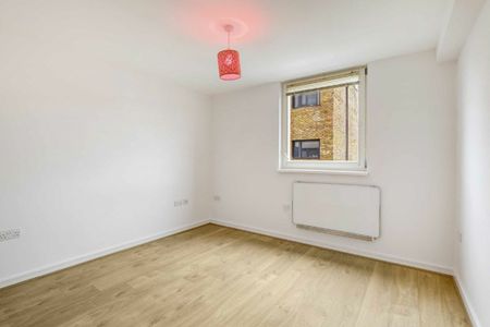 Orchard Road, TW9, London - Photo 4