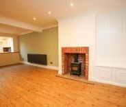 2 bed House - Terraced for Rent - Photo 3