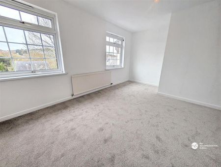 2 bedroom terraced house to rent - Photo 4