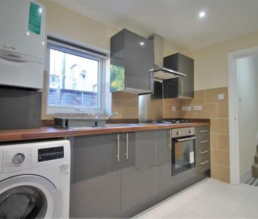 1 bedroom Flat To Let - Photo 1