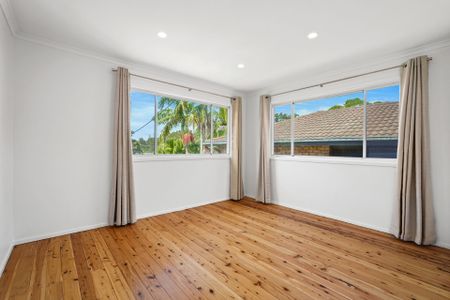 Ideally Located - Photo 3