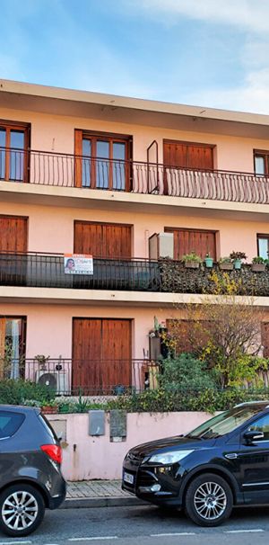 Appartement Saint Raphael 2 pièce avec balcon et box - Photo 1