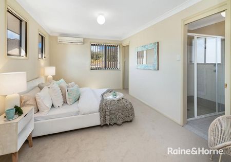 Stand Alone Spacious Townhouse - Photo 5