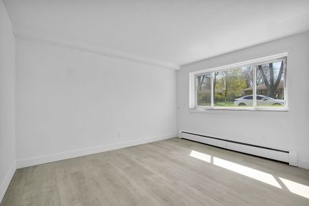 For Lease - 852 Trafalgar Street Unit# 3, London East, Ontario - Photo 3