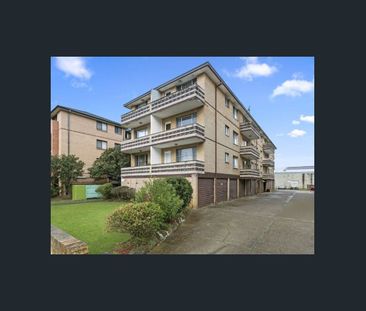 2 Bedroom Unit In Prime Location - Photo 5