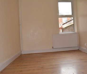 1 bedroom ground floor flat to rent - Photo 6