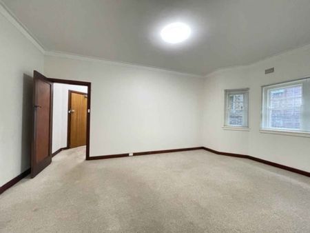 1/23 King Street Waverton - Photo 2