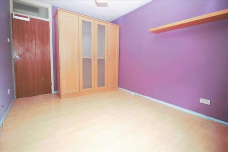 5 bedroom semi-detached house to rent - Photo 3