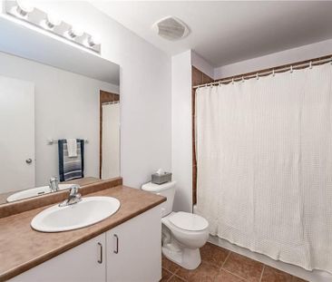 For Lease - 120 Jackson Street, Hamilton, Ontario - Photo 5