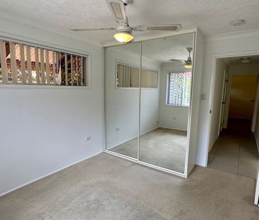 Two Bedroom Villa Style Townhouse - Photo 6