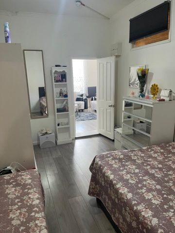 1 Bed Flat, Kingsland High Street, E8 - Photo 4