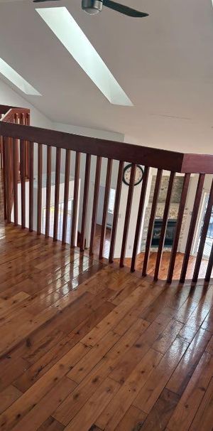 A Louer 5 1/2 sur 2etages mezzanine Duvernay E - Photo 1