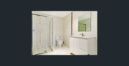 4 Bedroom Duplex ! - Photo 4