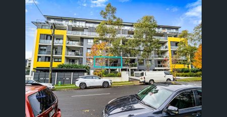 Modern Three Bedroom Living in an Unbeatable Location! - Photo 2