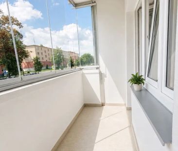 Dlouhodobý pronájem bytu 1+kk v Ostravě-Porubě - Фото 2