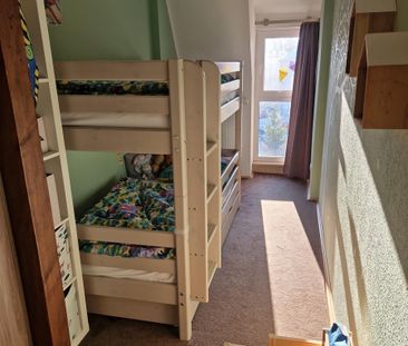 Gemütliche 4-Raum-Wohnung im Dachgeschoss mit Balkon - Photo 4