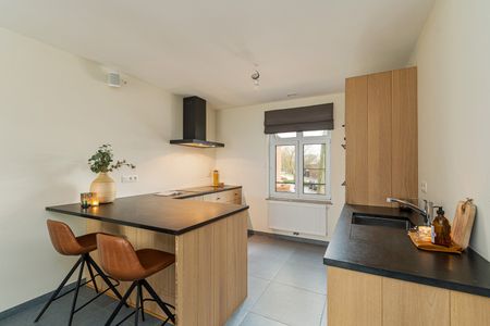 Knap gelegen appartement met ruim terras, ondergrondse staanplaats en berging! - Foto 2