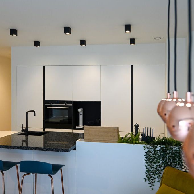 Mooi gemeubeld appartement met 2 terrassen en Scheldezicht - Photo 1