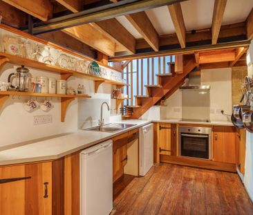 3 bedroom barn conversion to rent - Photo 5