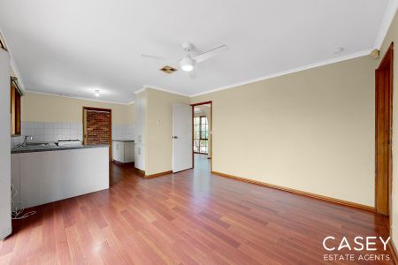 3 Strafford Avenue, Cranbourne - Photo 5