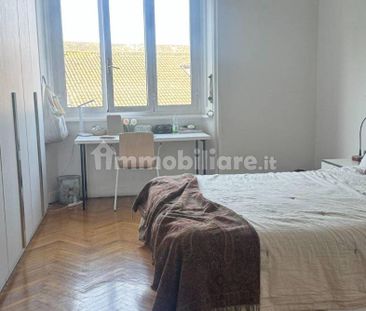Trilocale via Francesco Sforza 14, Borgogna - Largo Augusto, Milano - Photo 1