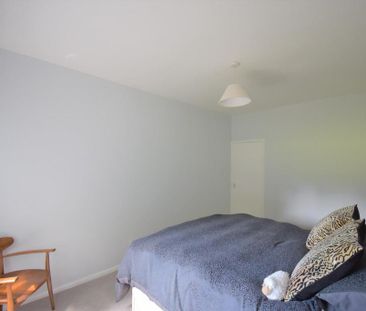 3 bedroom detached bungalow to rent - Photo 4