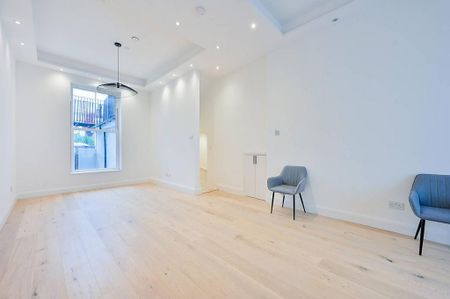 3 bedroom flat to rent - Photo 3