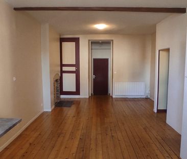 Location Appartement 4 pièces 88m² ARGENTON SUR CREUSE 36200 - Photo 6