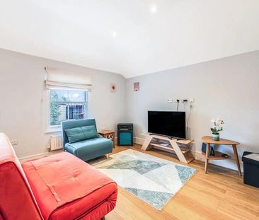 Coningham Road - Photo 5