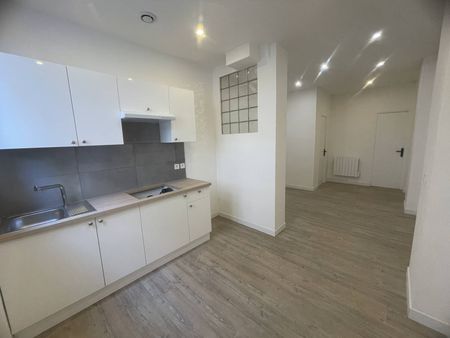 A louer Studio - 27,9 m² - 1 pièce - secteur baille 13005 Marseille - Photo 5