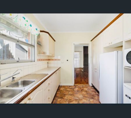 6 Amanga Street, Gepps Cross, SA 5094 - Photo 2