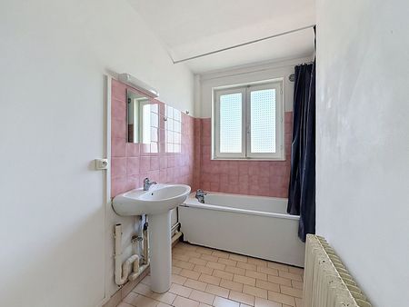 Location Appartement 2 pièces 47m² ROUEN 76000 - Photo 3