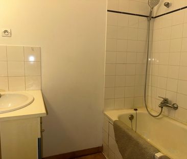 Location appartement Marseille 1er (13001) - Photo 1