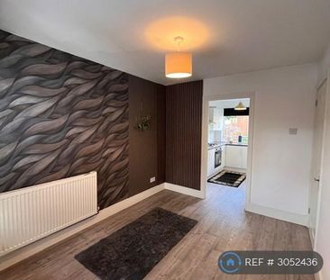 3 bedroom terraced house to rent - Photo 3