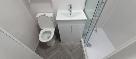 Flat 2, 167 Richmond Road, Roath, Cardiff, CF24 3BT - Photo 5