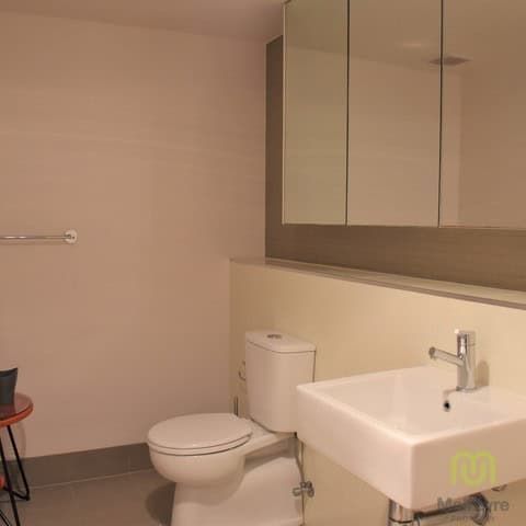 Convenient living! - Photo 1