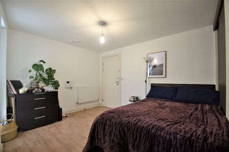Conington Road, London, SE13 - Photo 2