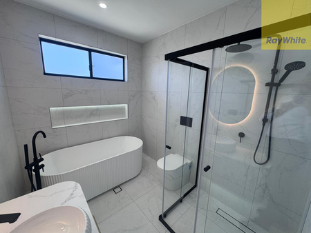 Architectural Masterpiece in a Prime Panania Location - Photo 5