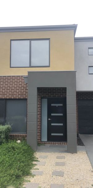 3/147-149 Golf Links Road, Berwick VIC 3806 - Photo 1