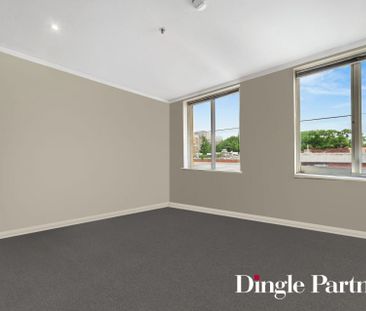 Convenient Studio Apartment on Lygon Street - Photo 2